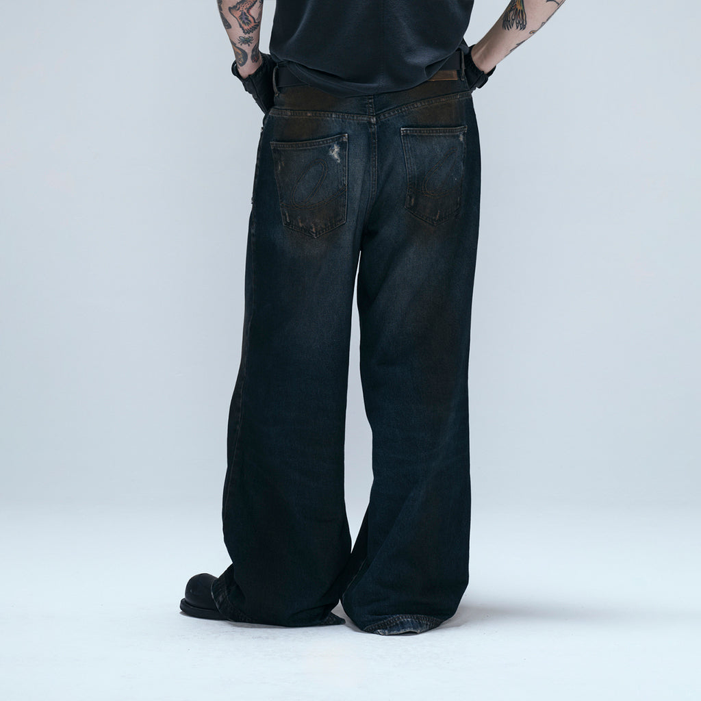 Calça Jeans “Wild Distresed”
