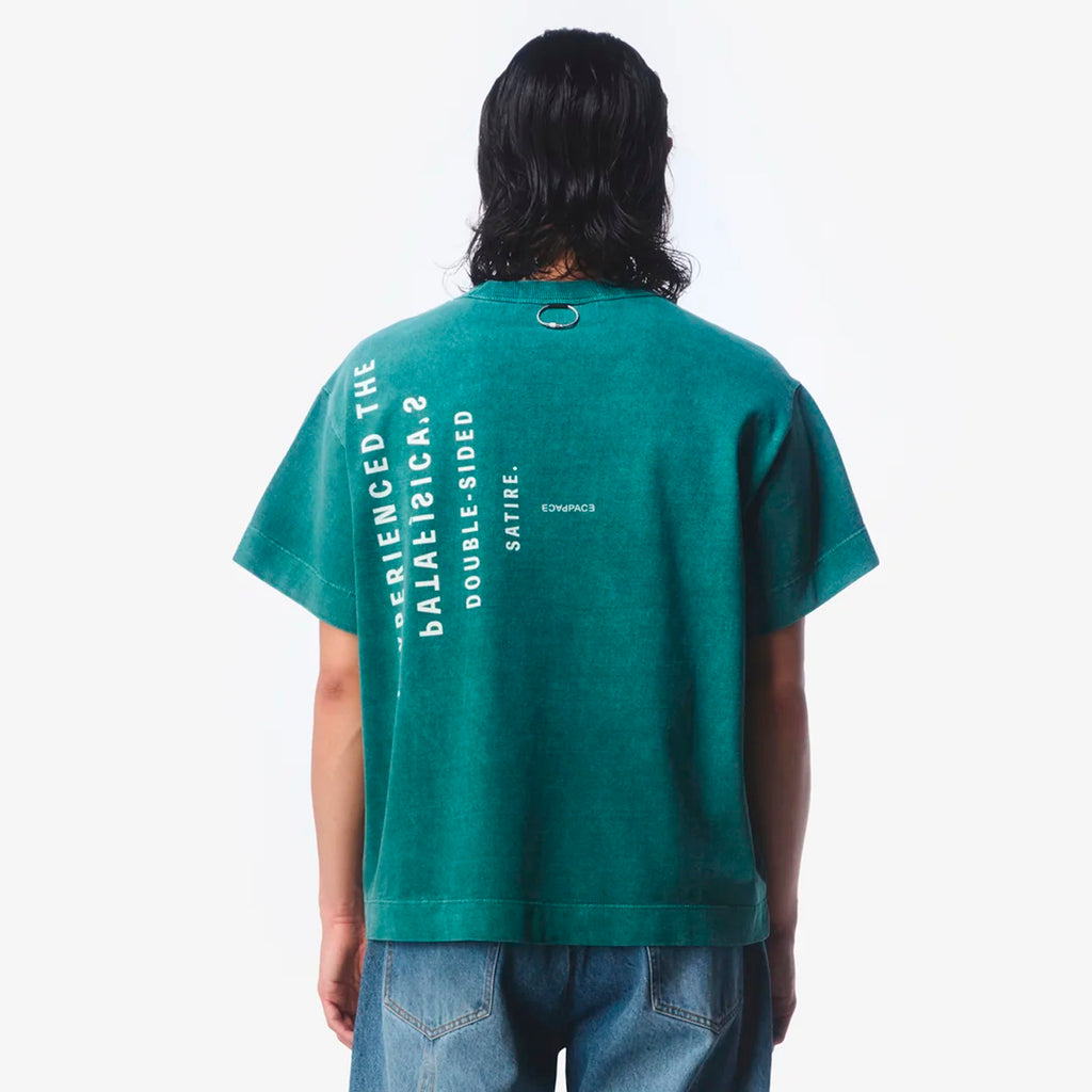 Camiseta “Double Satire” Verde
