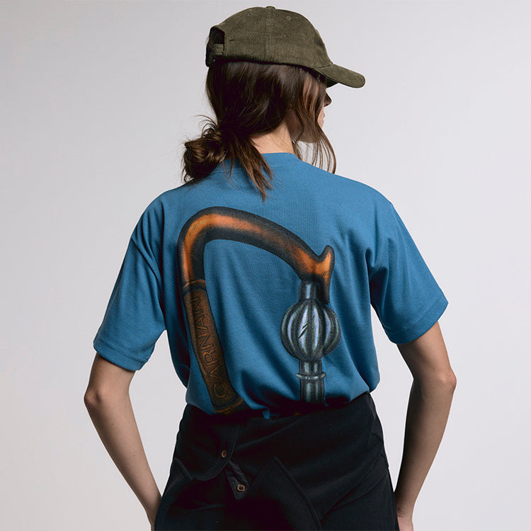 Camiseta “Carabiner” Azul