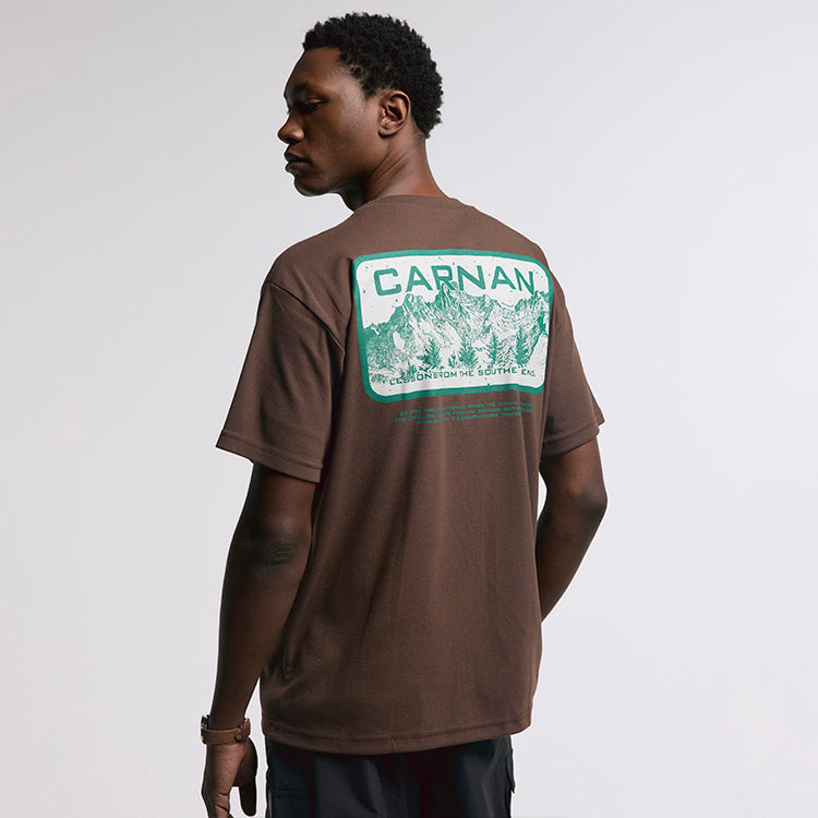 Camiseta “Mountain” Marrom