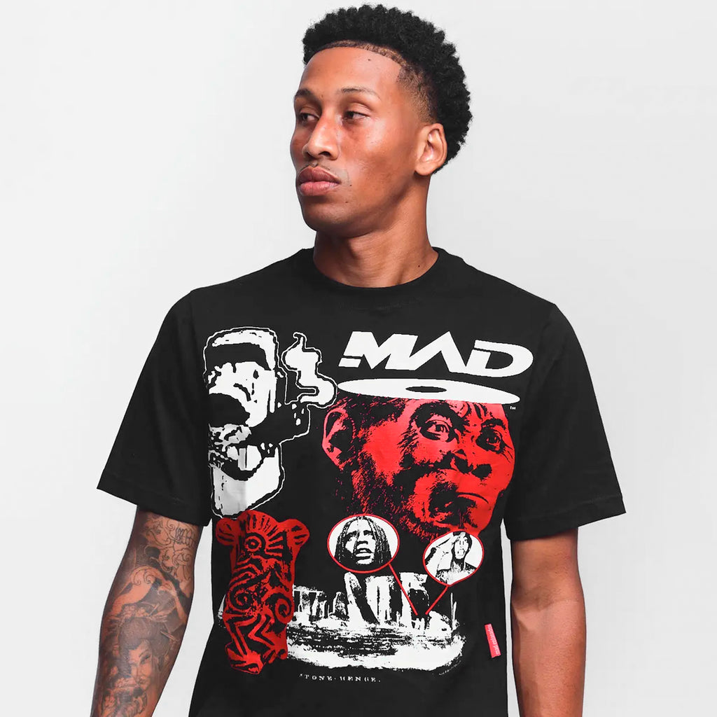 Camiseta “Stone Hand” Preta