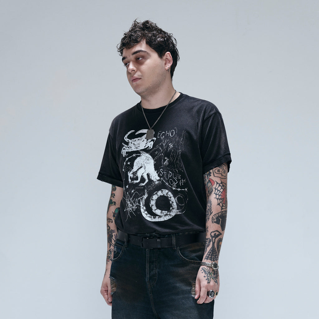 Camiseta “Gnosis” Preta