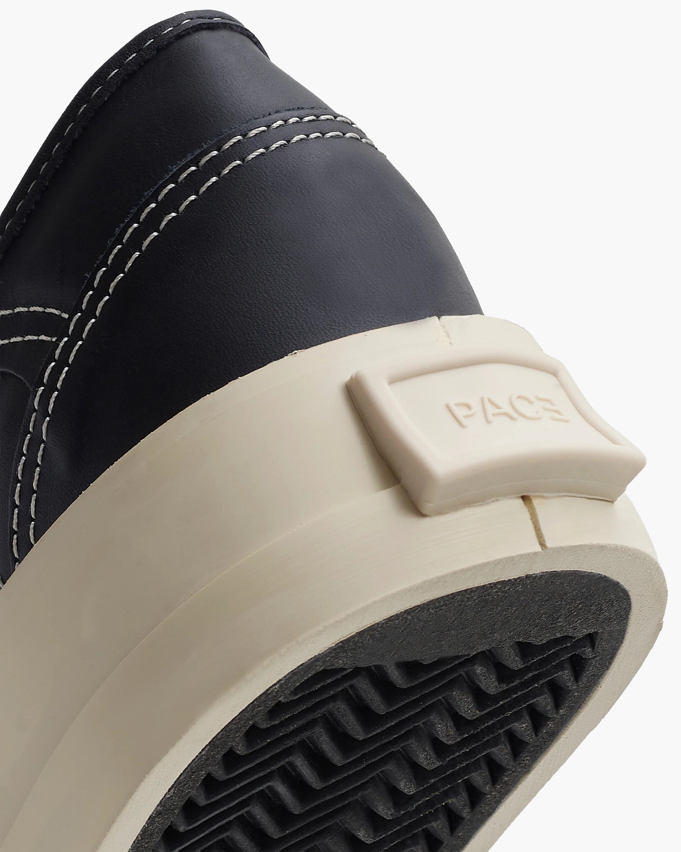 Tênis “BR-01 V2 Leather Low” Preto