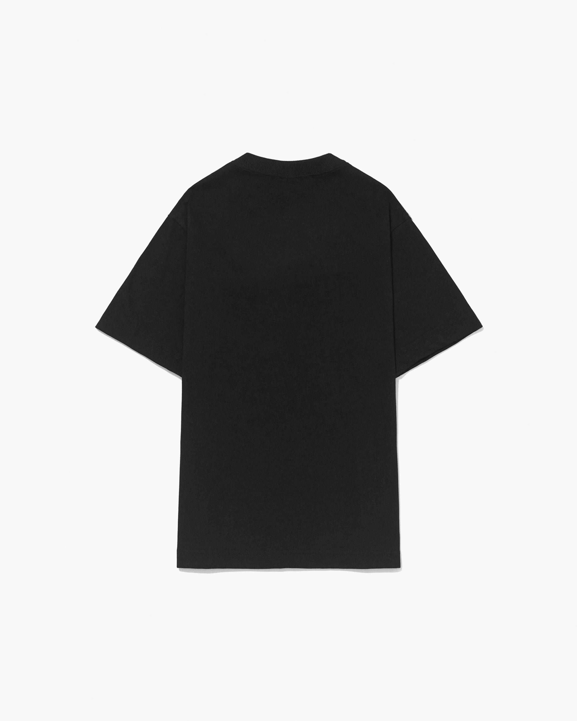Camiseta "Raízes" Preta