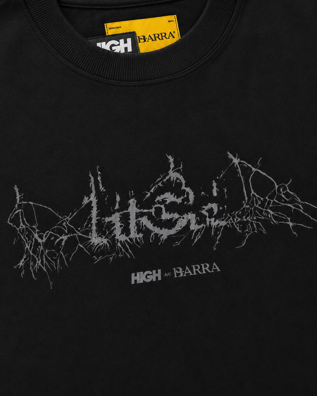 Camiseta "Raízes" Preta