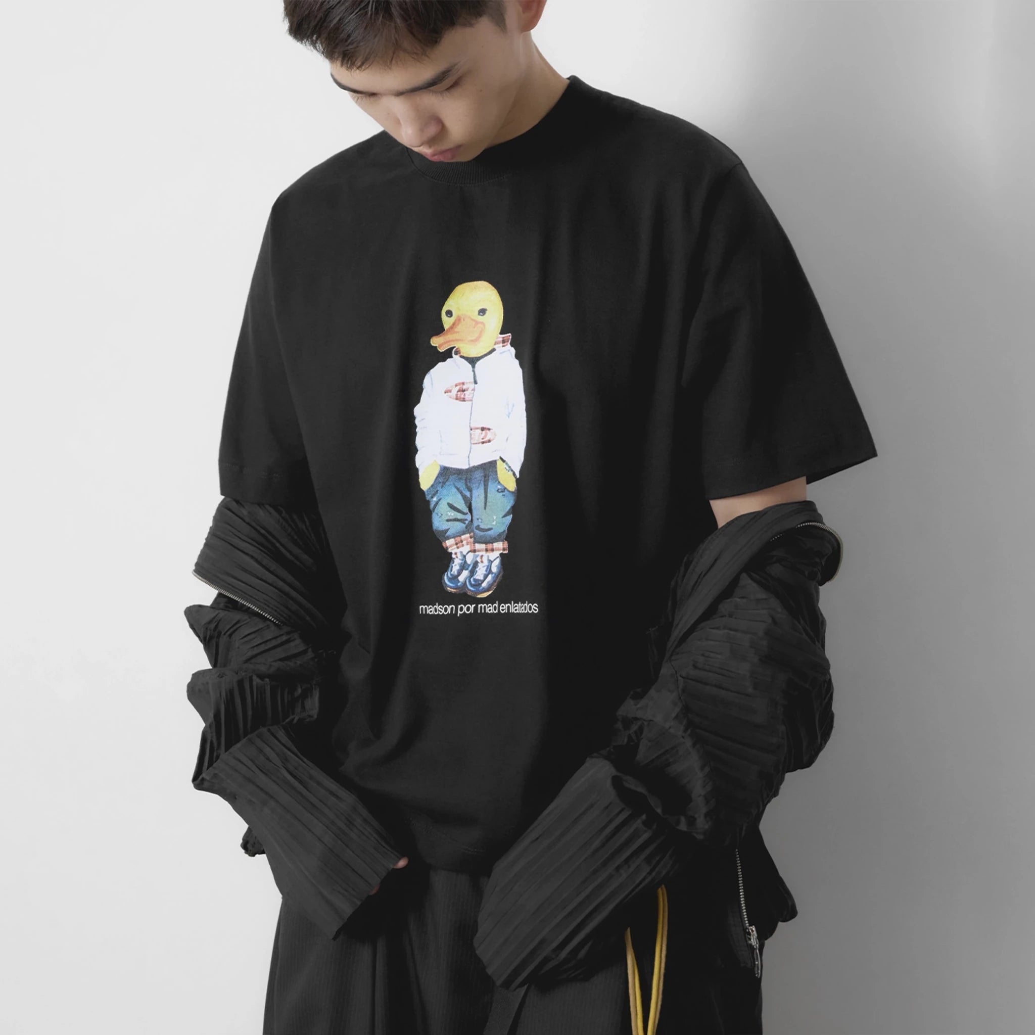 Camiseta "Madson" Preta - Drop Company