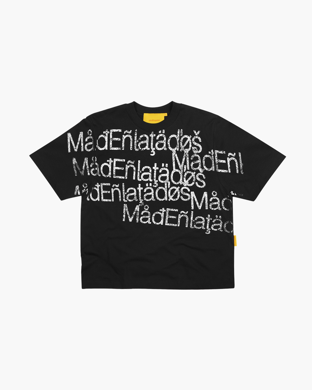 Camiseta "Caracteres" Preta