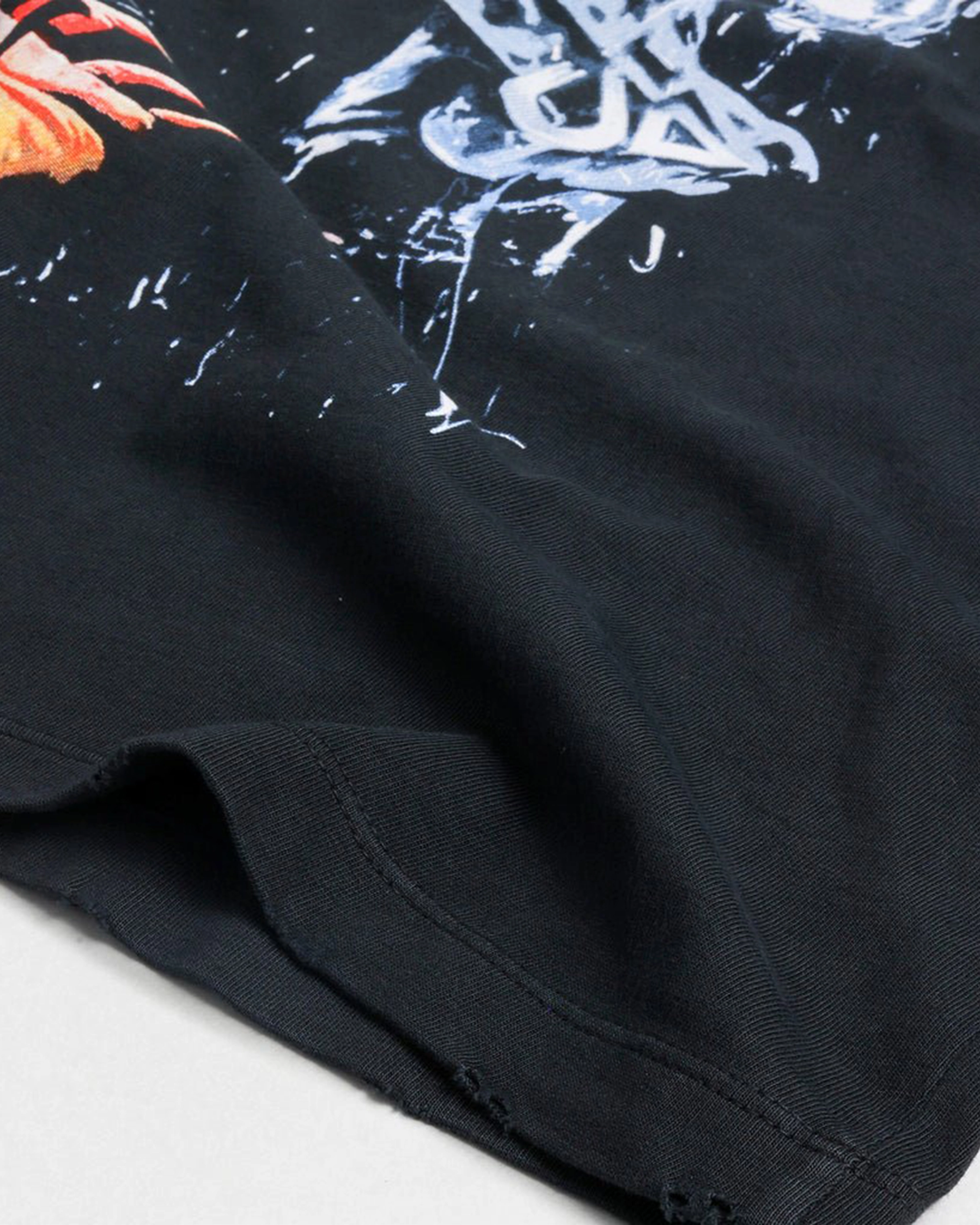 Camiseta “Under Heaven”