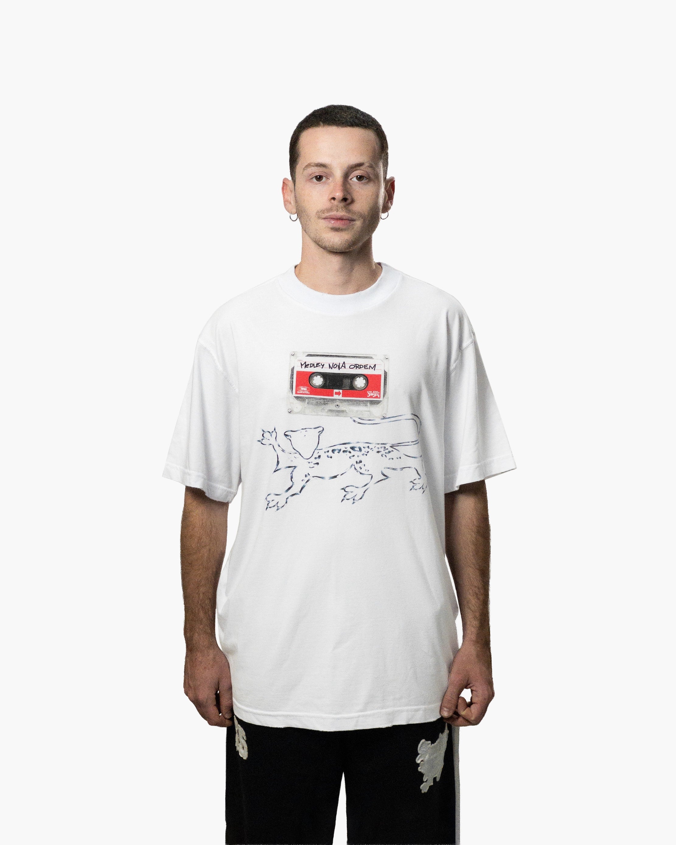 Camiseta "Fita Onça" Branca