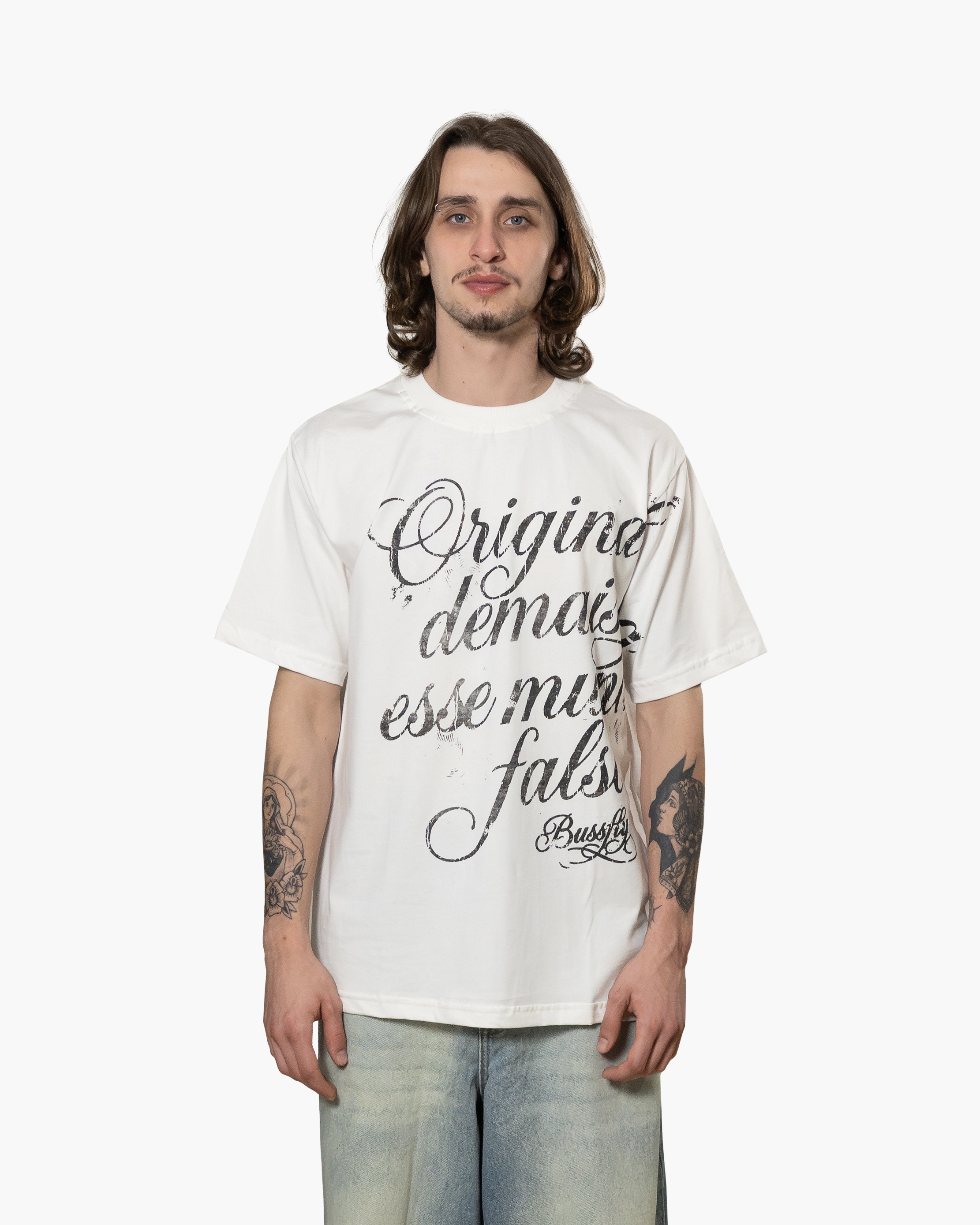 Camiseta "Mundo Falso" Branca