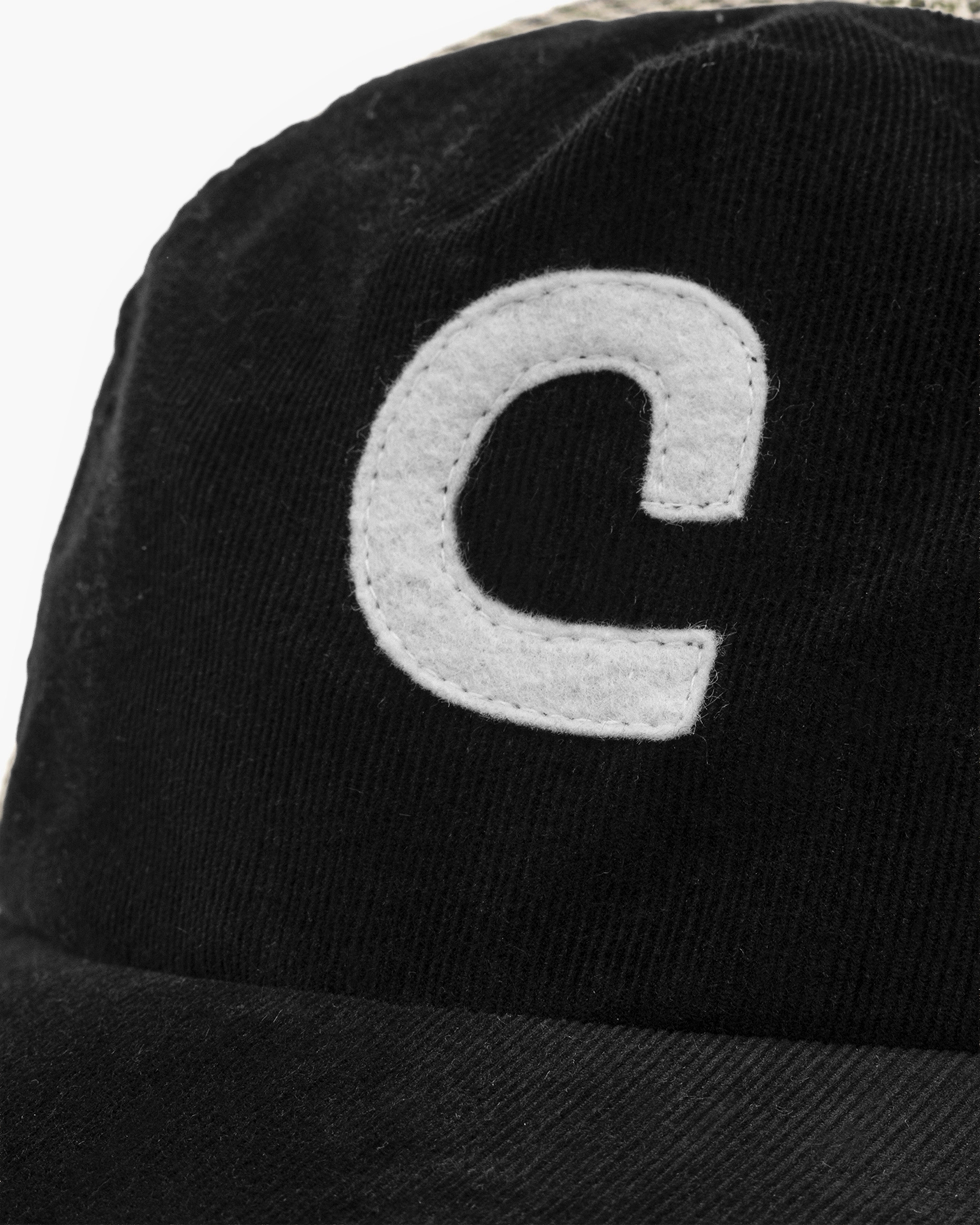 Boné Trucker "C Logo Veludo" Preto