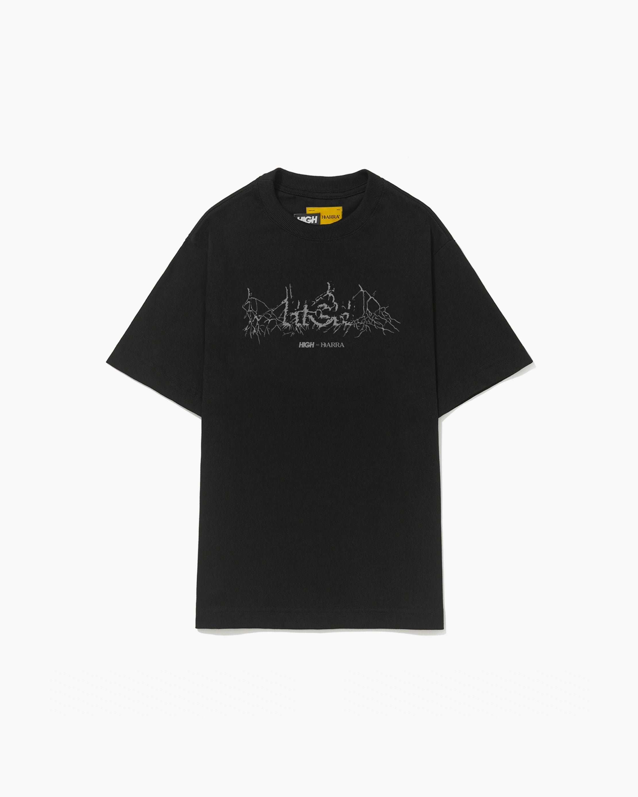 Camiseta "Raízes" Preta